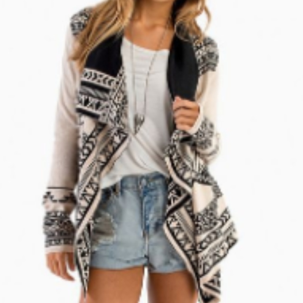 Tobi cardigan with Aztec detailing BRAND NEW